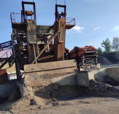 公司轉(zhuǎn)型 對外出售煤炭機 大型洗煤機