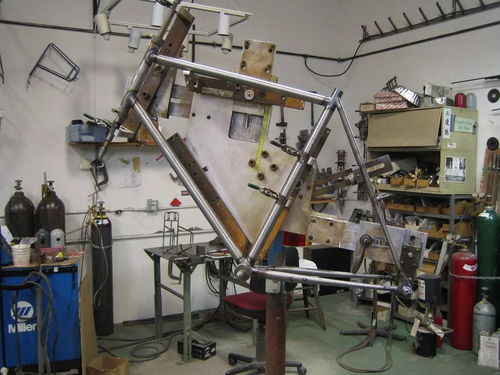 時(shí)代的烙印 北美手工鋼架元老品牌與選煤設(shè)備的跨世紀(jì)捆綁拍賣(mài)